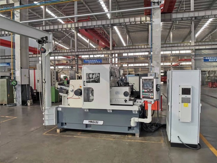 CNC Centerless Grinding Machine